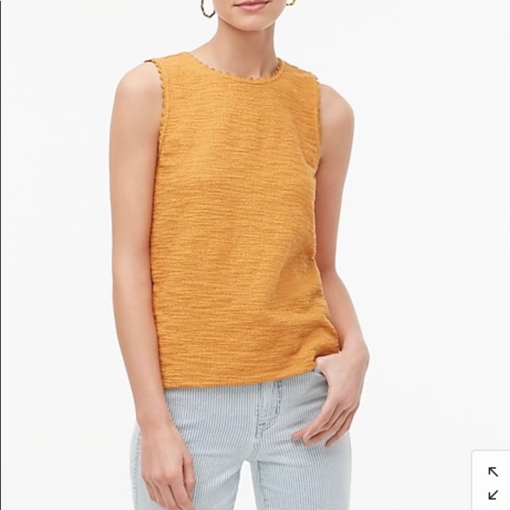 NWT WOMENS TEXTURED TANK TOP W/ SCALLOPED TRIM